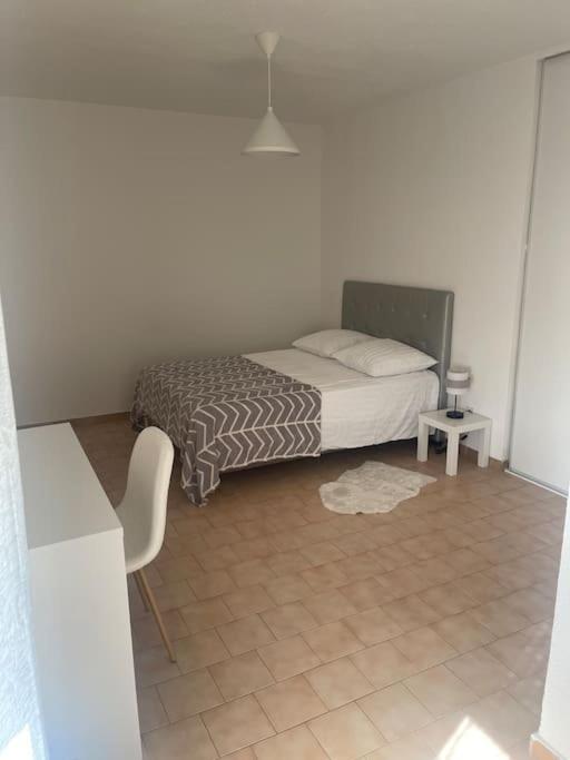 Apartament A 100 M De La Gare